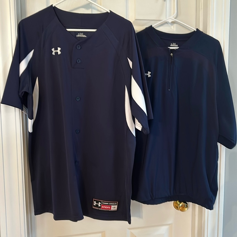 2 Under Armour Coaches Tops - Men’s large